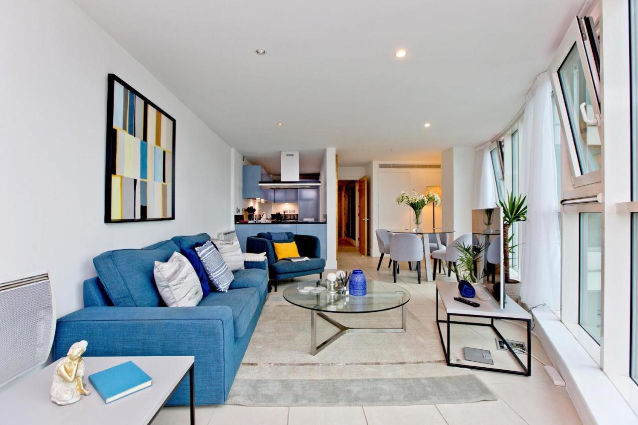 River Views Apartment London